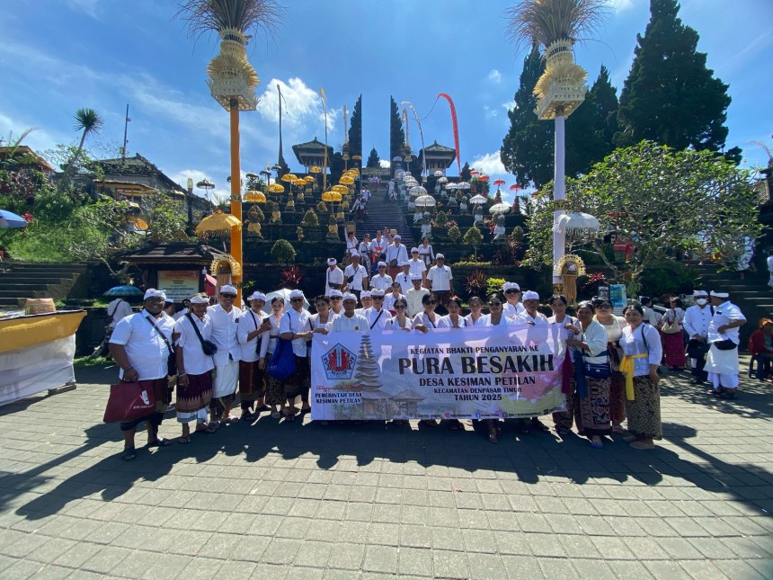 Bhakti Penganyaran ke Pura Besakih dan Pura Ulun Danu Batur