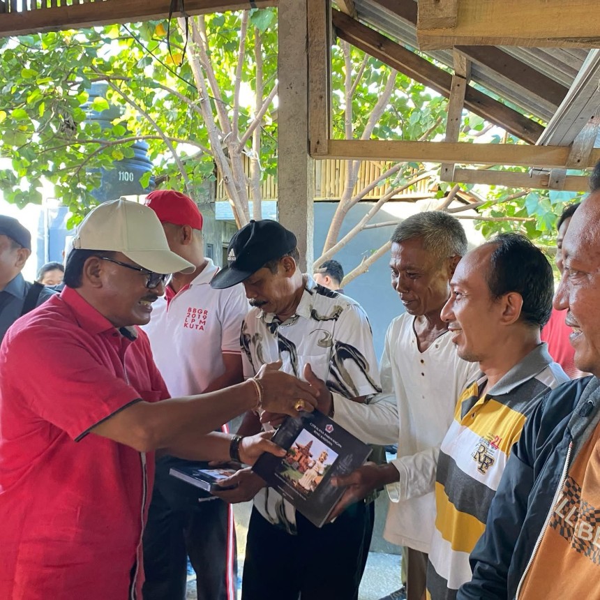 Launching Buku Pendokumentasian Situs Pura di Kawasan Desa Kesiman Petilan