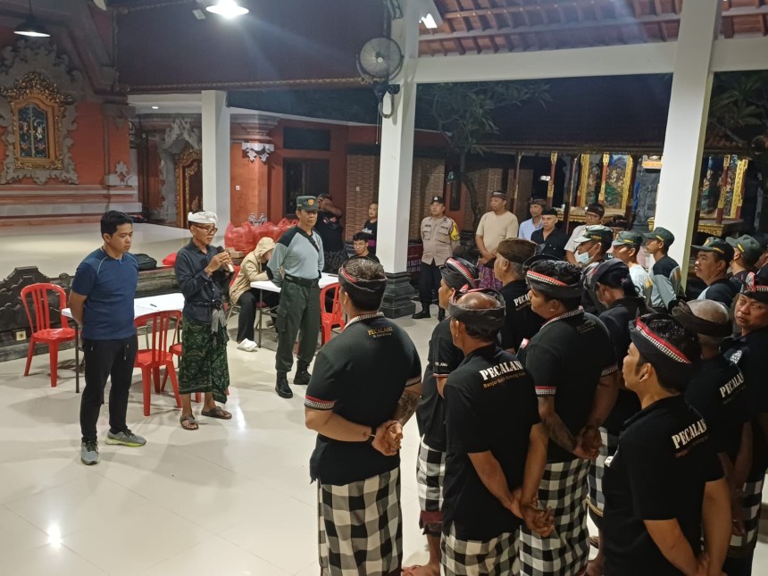 Pendataan Administrasi Penduduk Non-Permanen Di Wilayah Banjar Bukit Buwung Desa Kesiman Petilan